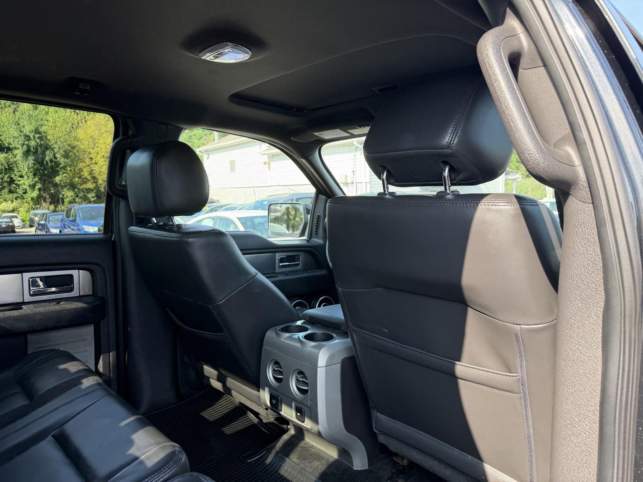 Ford F-150 SVT Raptor SuperCrew 5.5-ft. Bed 4WD 2012