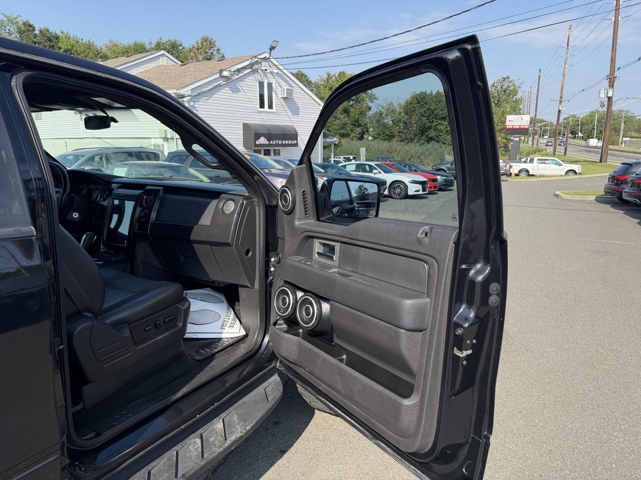 Ford F-150 SVT Raptor SuperCrew 5.5-ft. Bed 4WD 2012