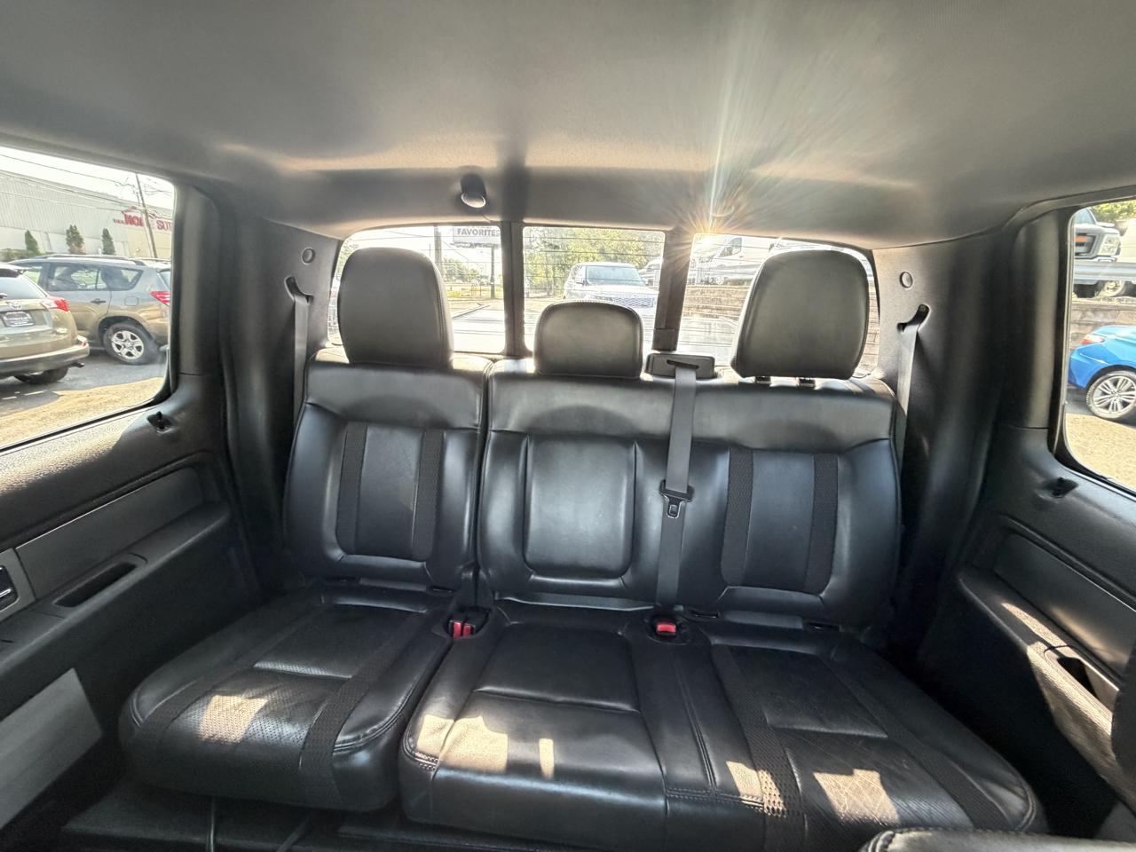 Ford F-150 SVT Raptor SuperCrew 5.5-ft. Bed 4WD 2012
