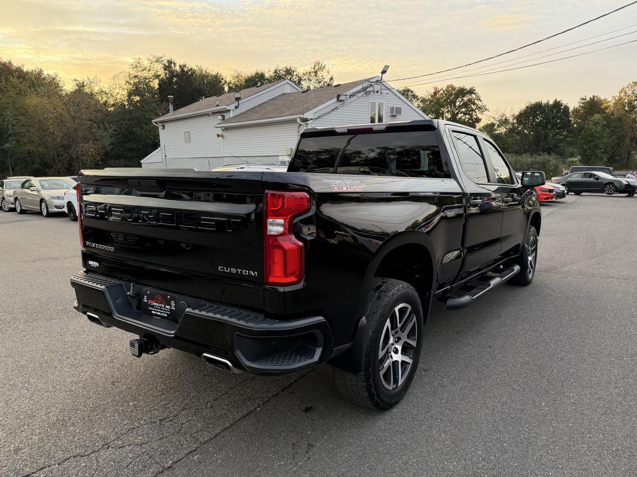 Chevrolet Silverado 1500 Custom Trail Boss Crew Cab Short Box 4WD 2020