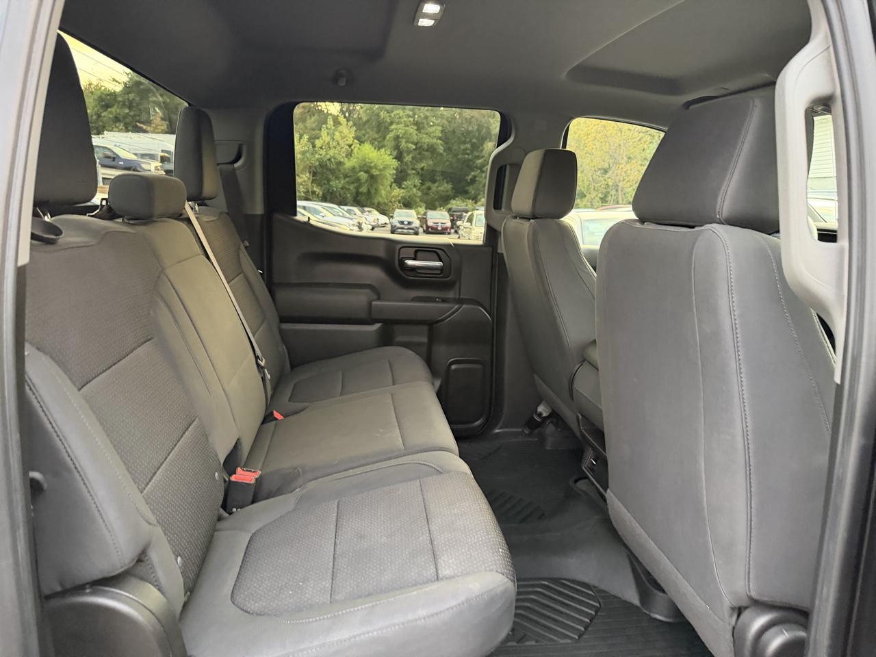 Chevrolet Silverado 1500 Custom Trail Boss Crew Cab Short Box 4WD 2020