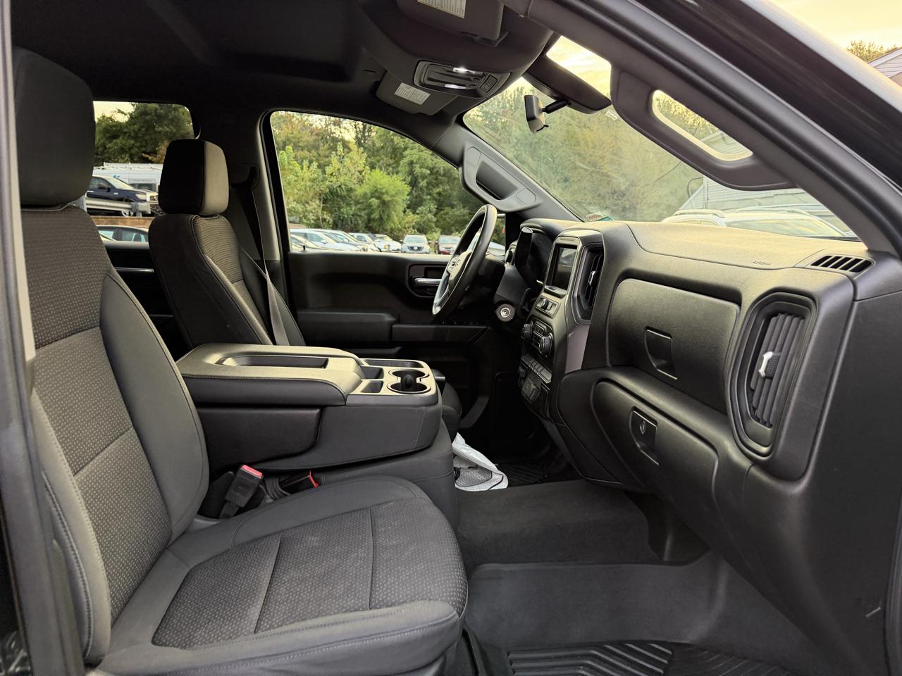 Chevrolet Silverado 1500 Custom Trail Boss Crew Cab Short Box 4WD 2020