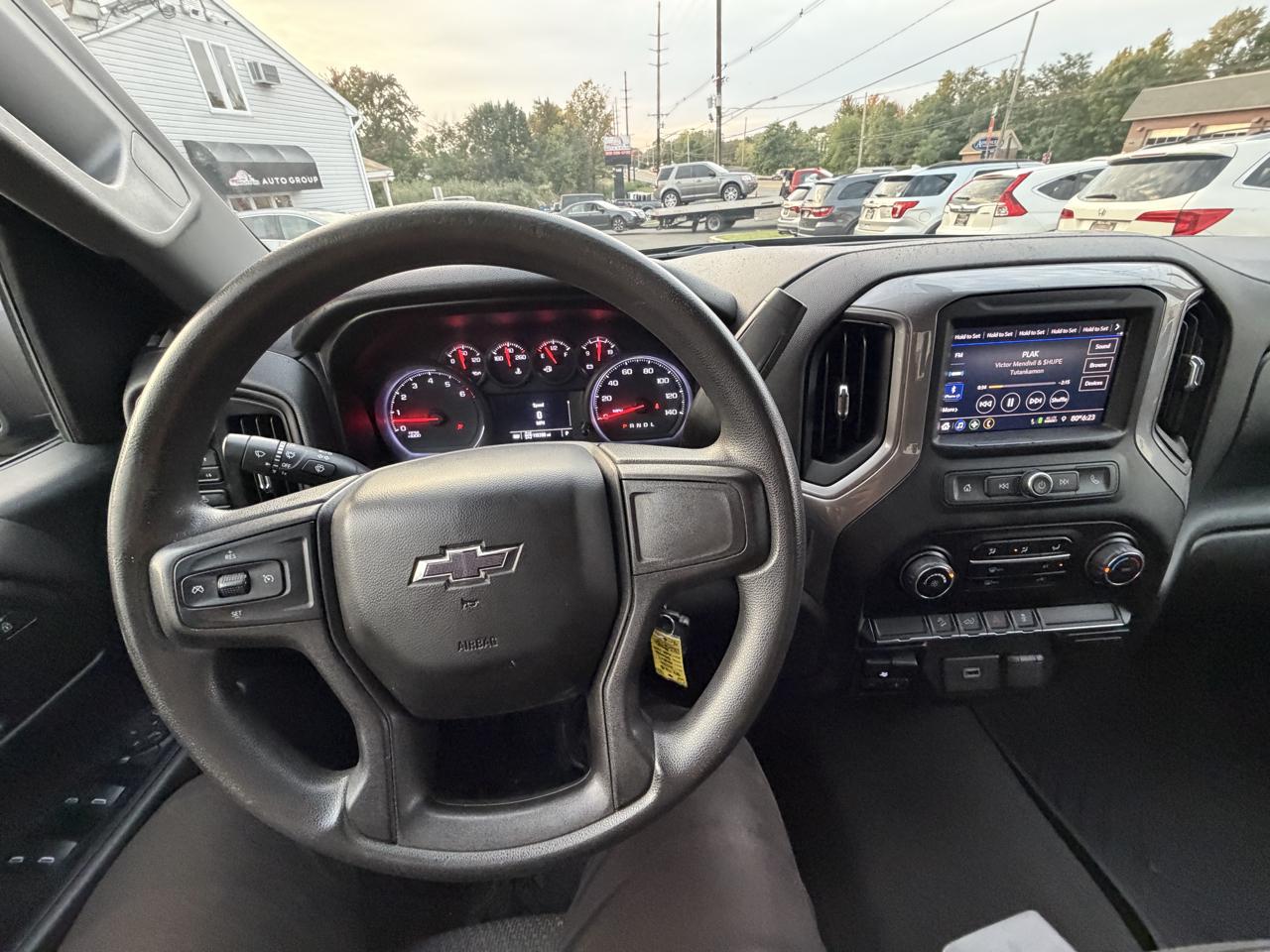 Chevrolet Silverado 1500 Custom Trail Boss Crew Cab Short Box 4WD 2020