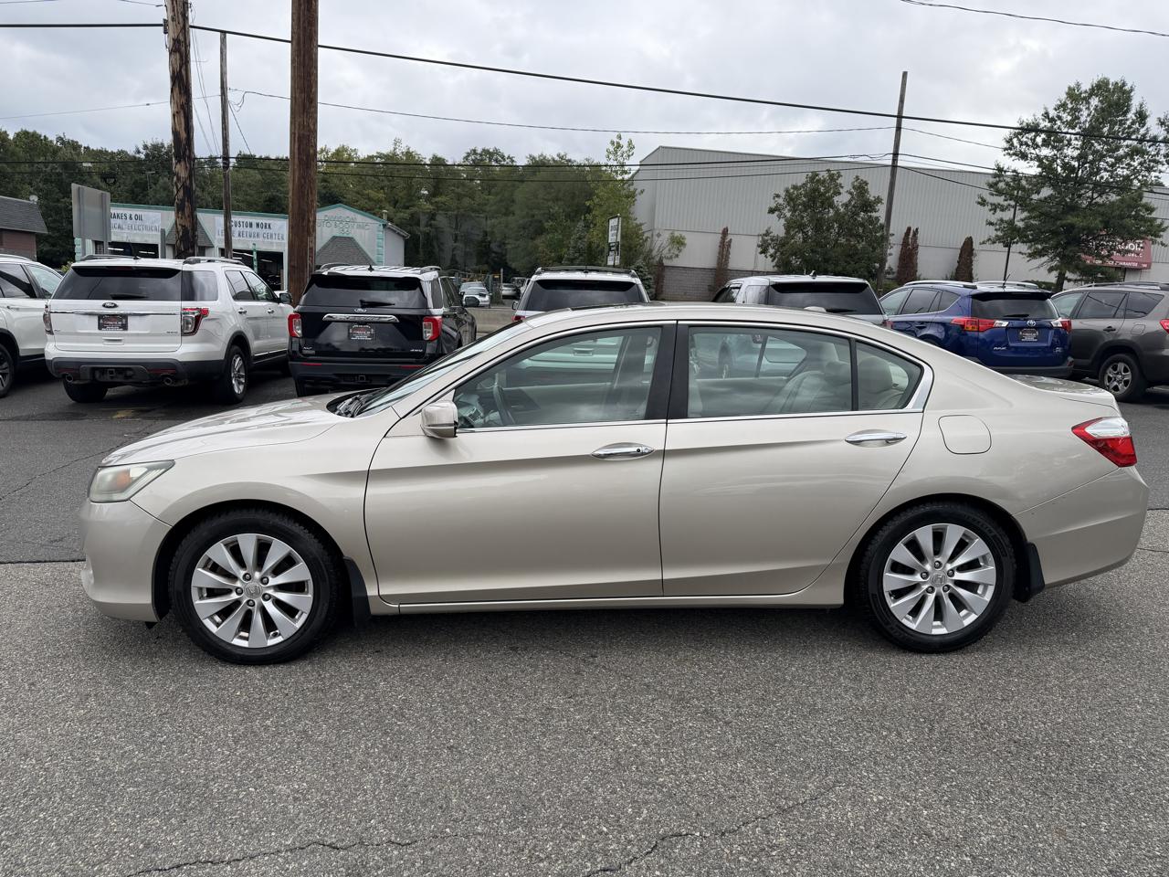 Honda Accord EX-L Sedan CVT 2013
