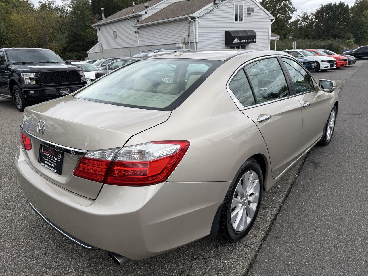 Honda Accord EX-L Sedan CVT 2013