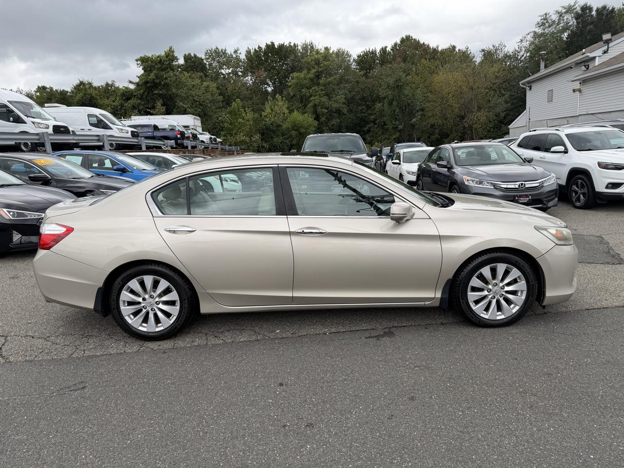 Honda Accord EX-L Sedan CVT 2013