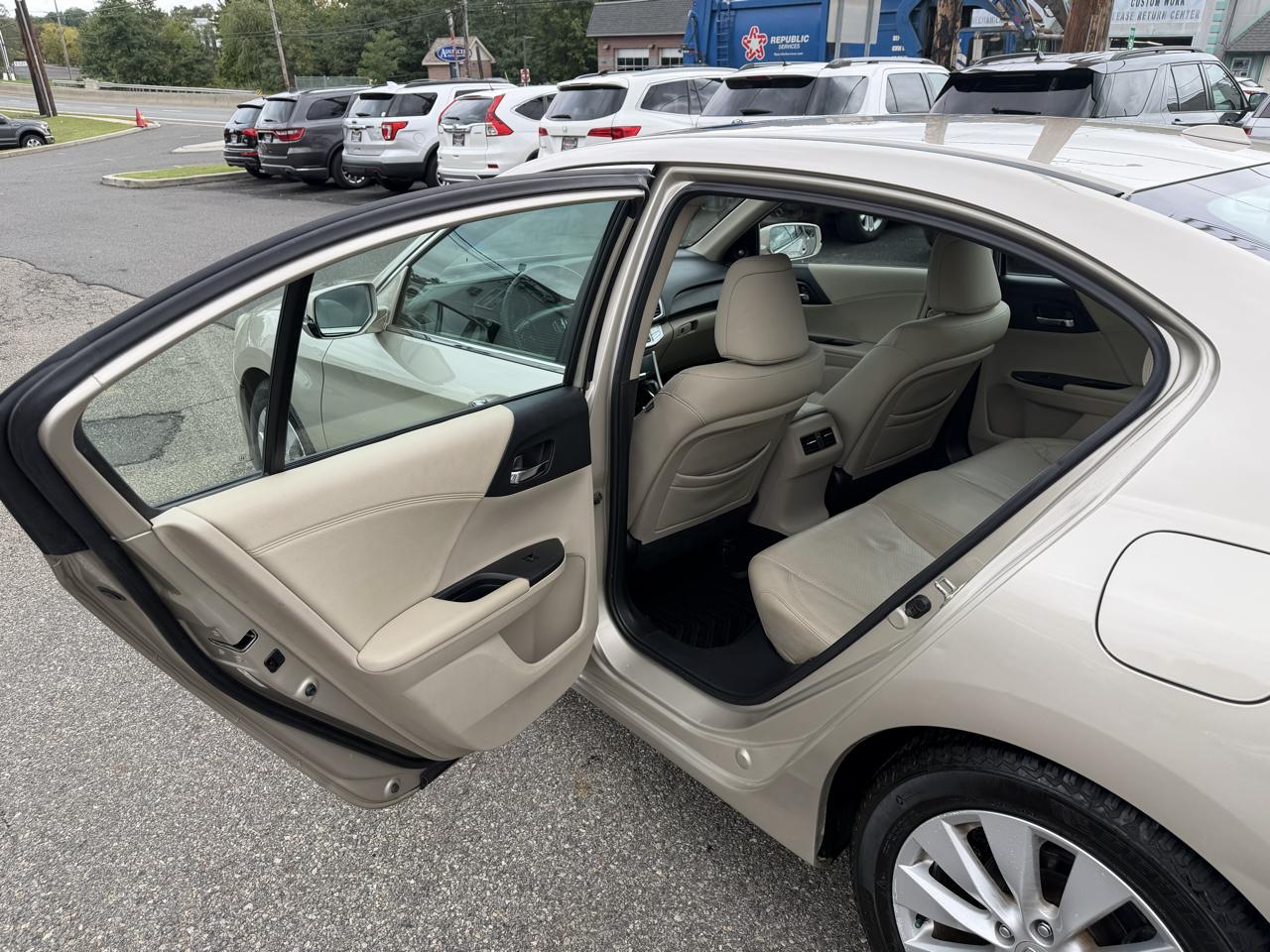 Honda Accord EX-L Sedan CVT 2013