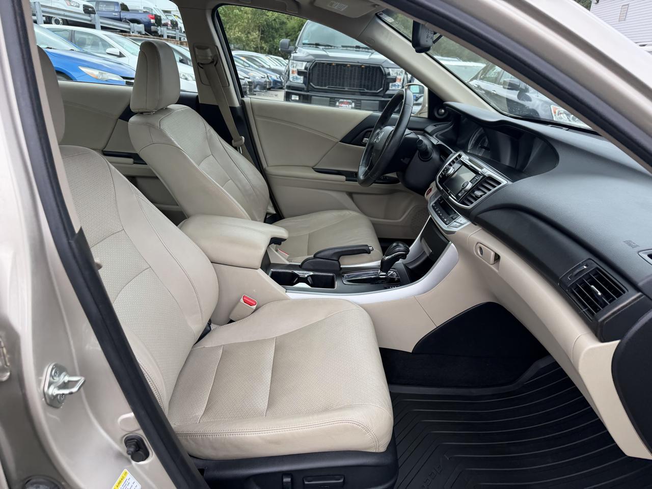 Honda Accord EX-L Sedan CVT 2013