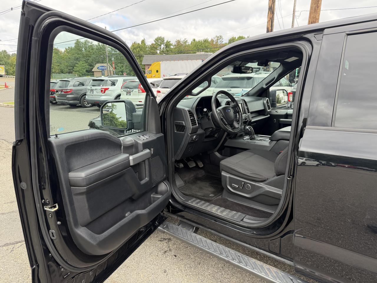 Ford F-150 XLT SuperCrew 6.5-ft. Bed 4WD 2017