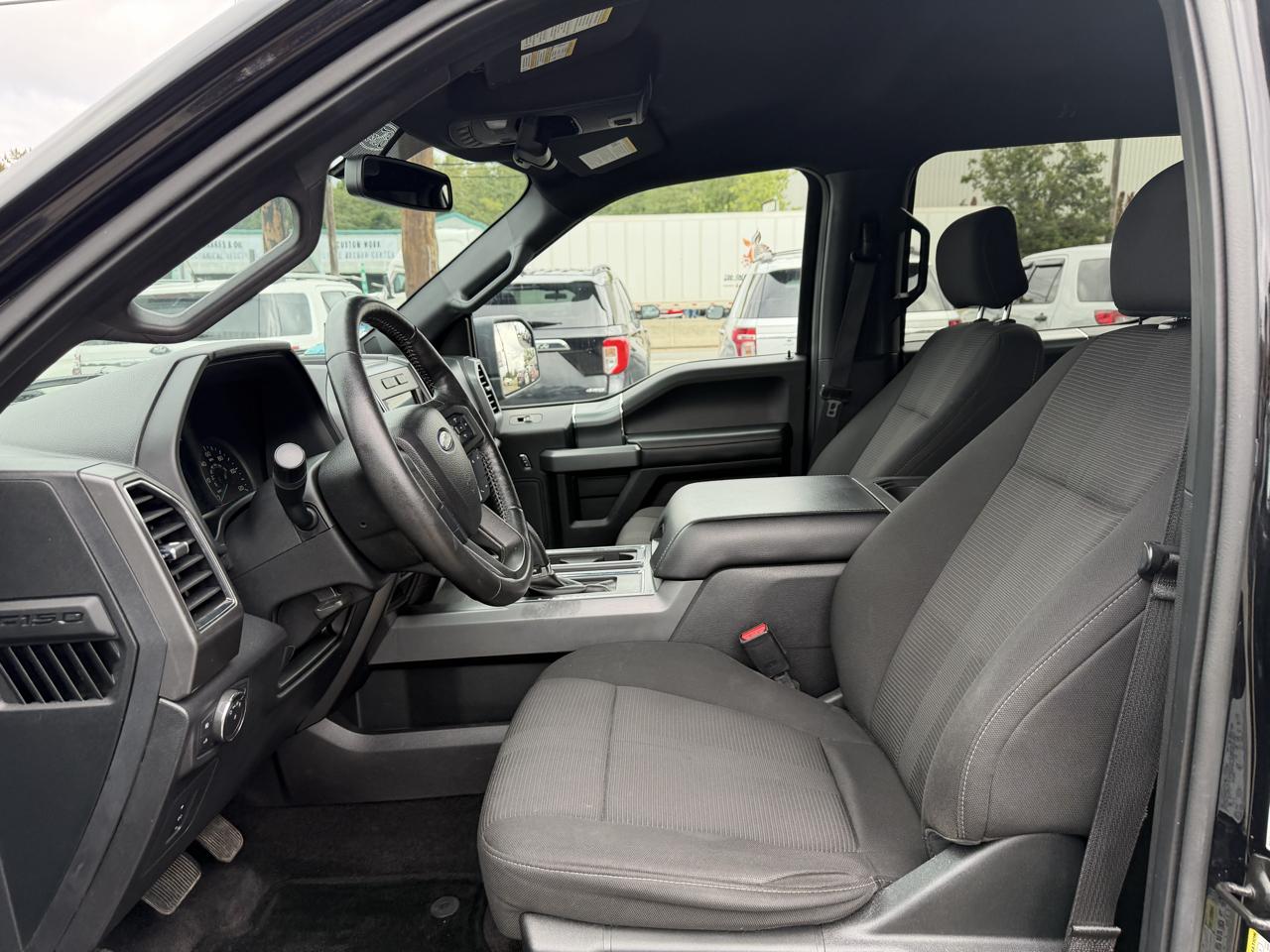 Ford F-150 XLT SuperCrew 6.5-ft. Bed 4WD 2017