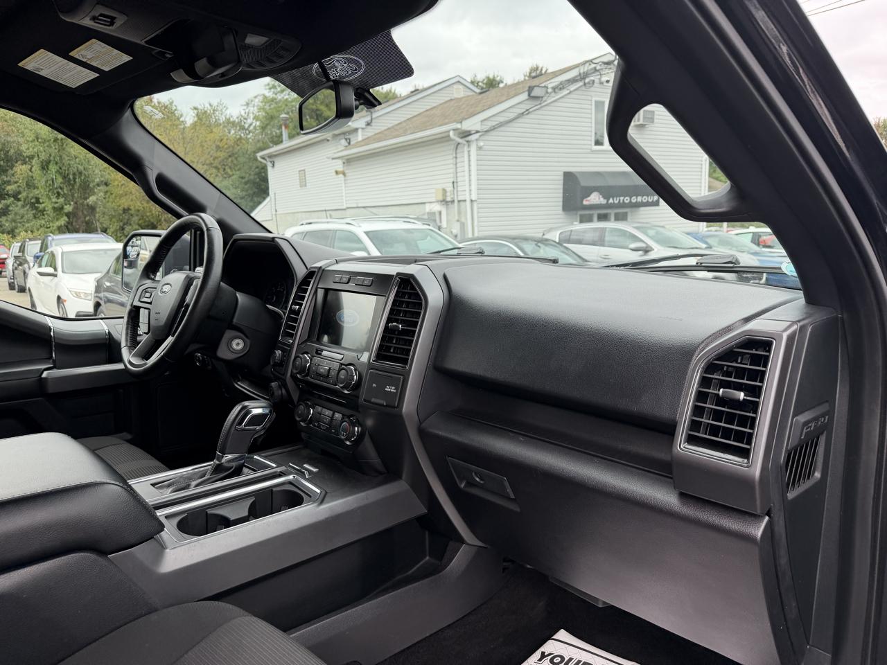 Ford F-150 XLT SuperCrew 6.5-ft. Bed 4WD 2017