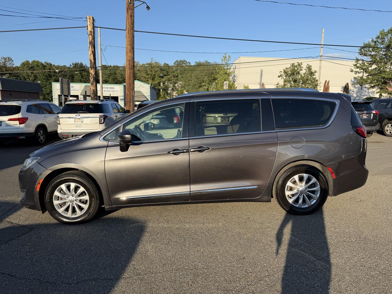Chrysler Pacifica Touring-L 2019