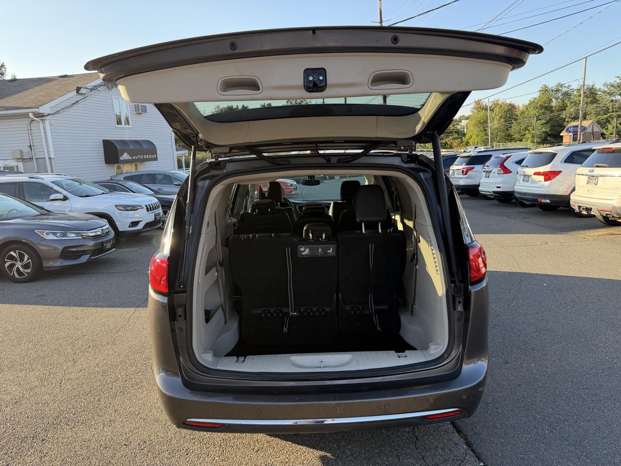 Chrysler Pacifica Touring-L 2019
