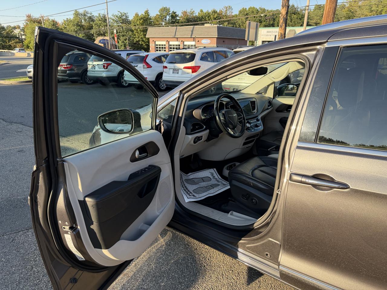 Chrysler Pacifica Touring-L 2019