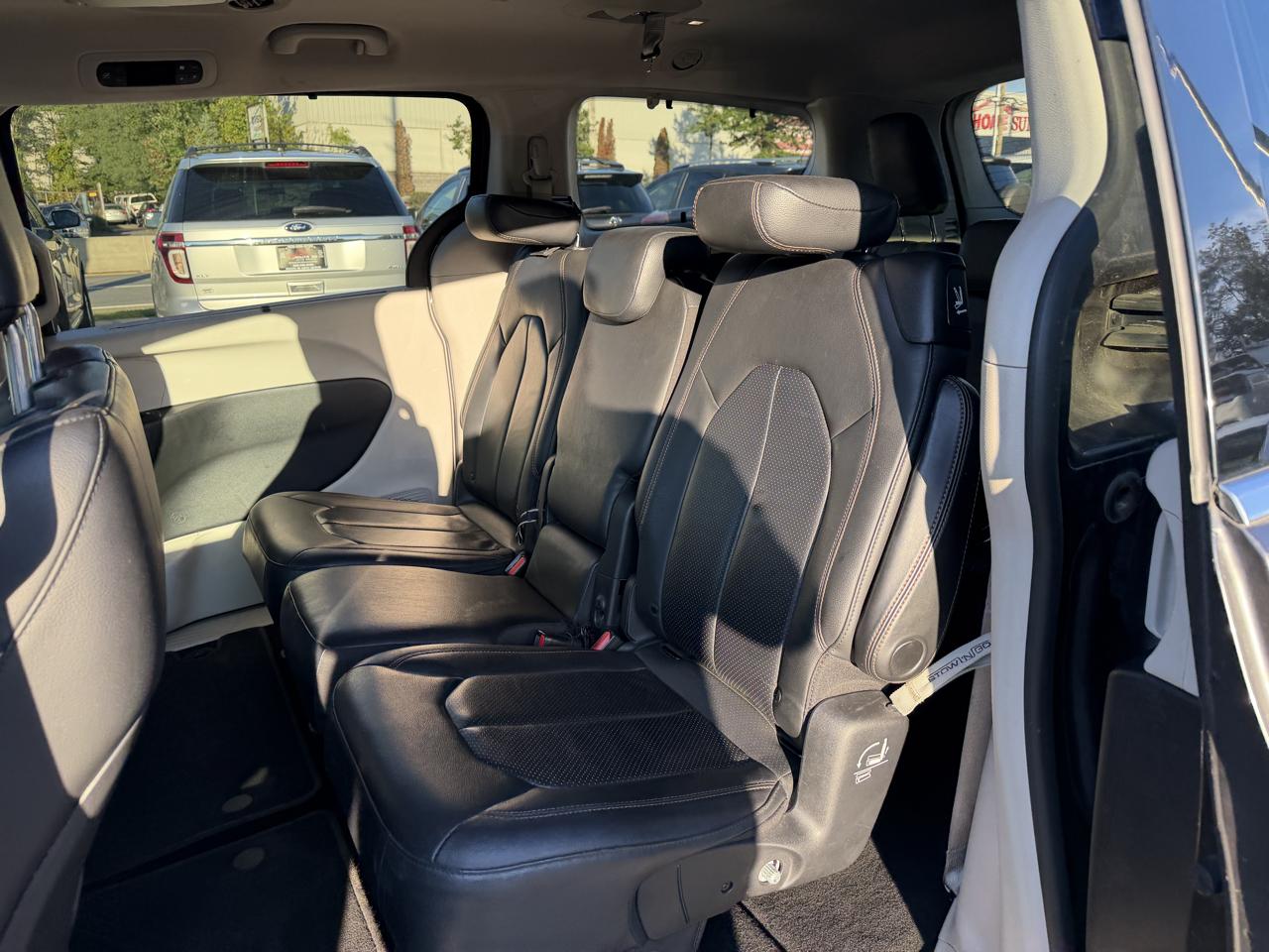 Chrysler Pacifica Touring-L 2019