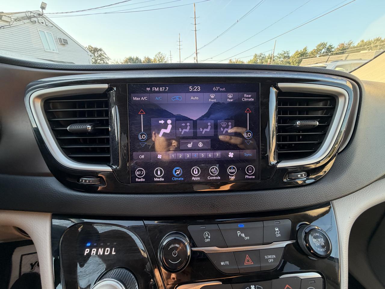 Chrysler Pacifica Touring-L 2019