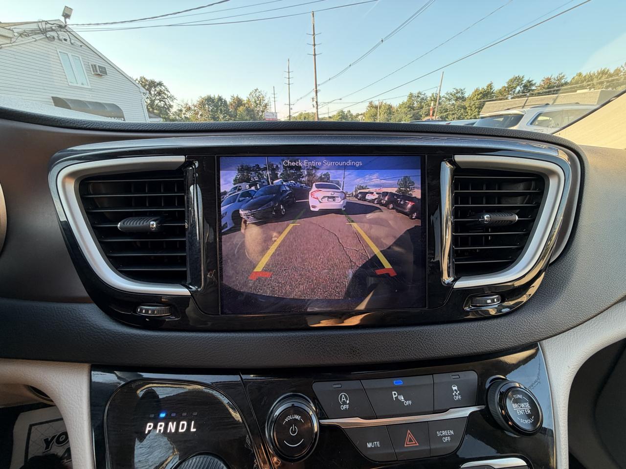 Chrysler Pacifica Touring-L 2019