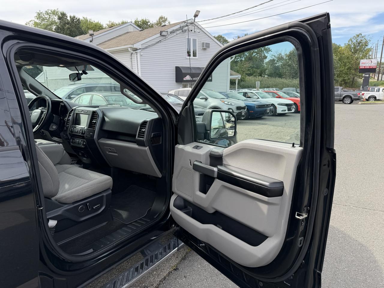 Ford F-150 XLT SuperCrew 5.5-ft. Bed 4WD 2018