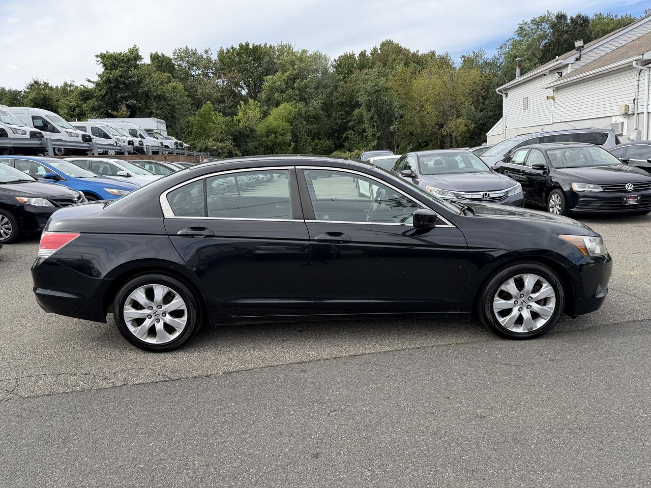 Honda Accord EX-L Sedan AT 2010