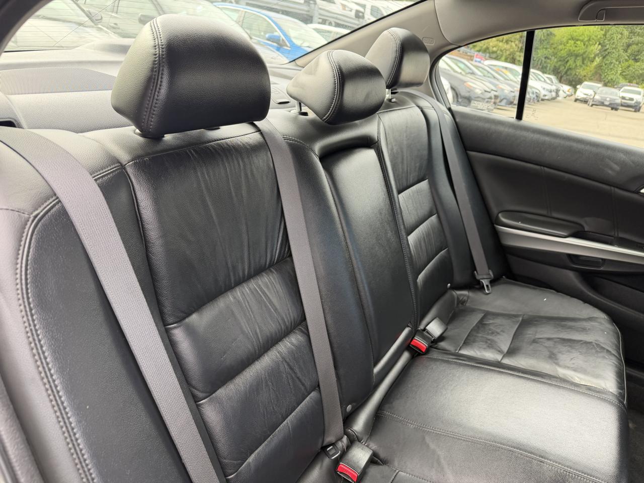 Honda Accord EX-L Sedan AT 2010