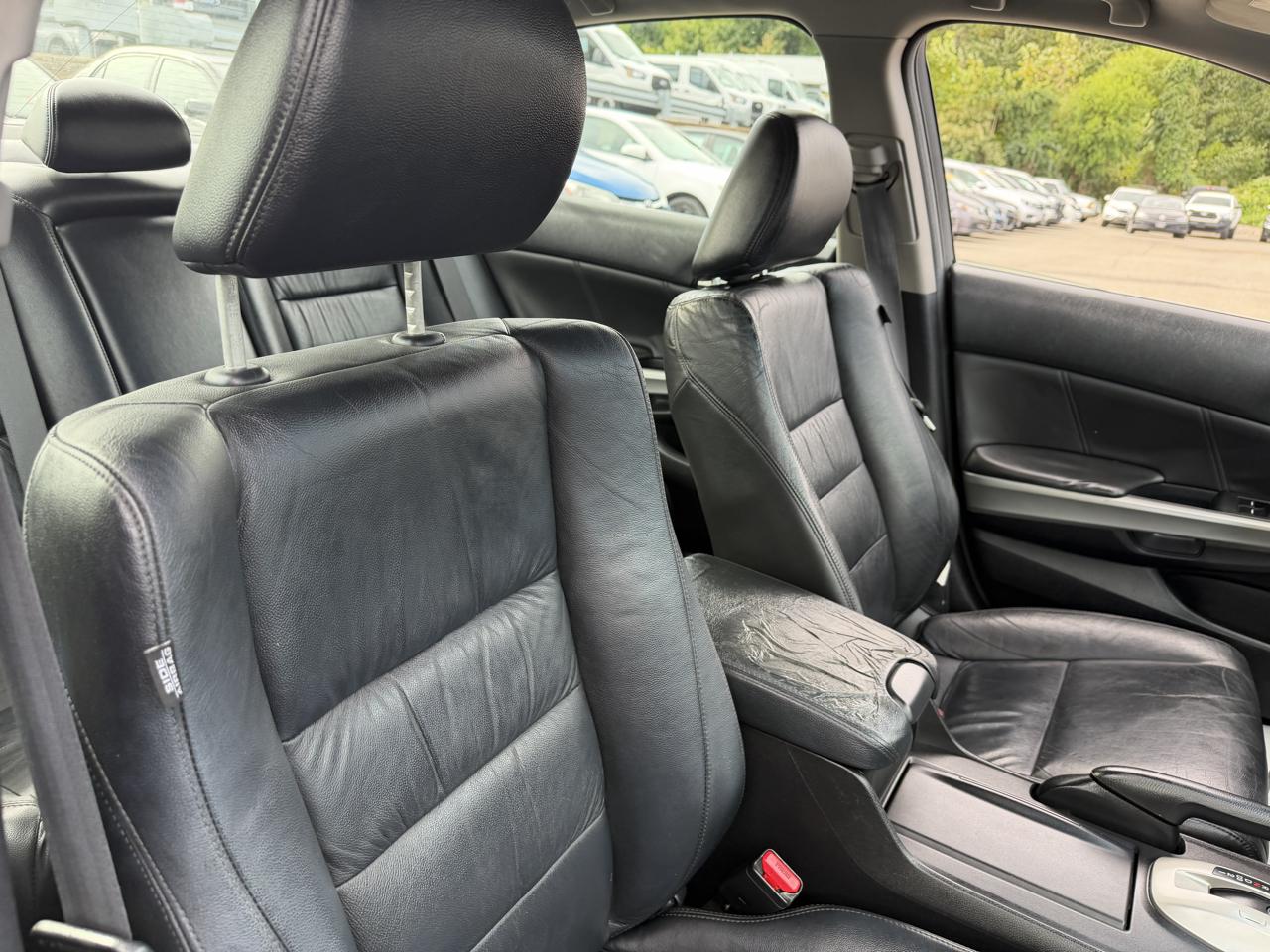 Honda Accord EX-L Sedan AT 2010