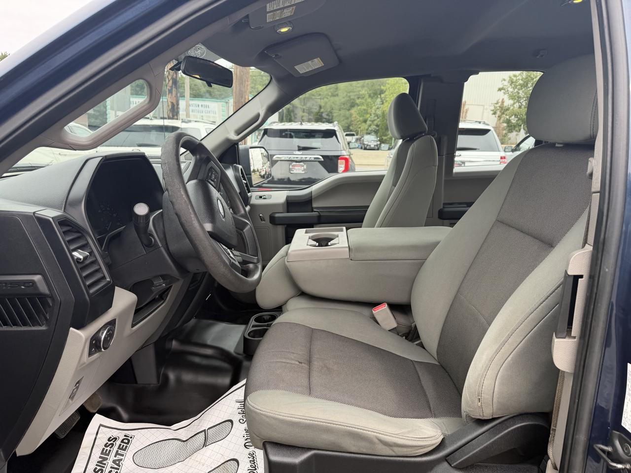 Ford F-150 XL SuperCrew 5.5-ft. Bed 4WD 2015