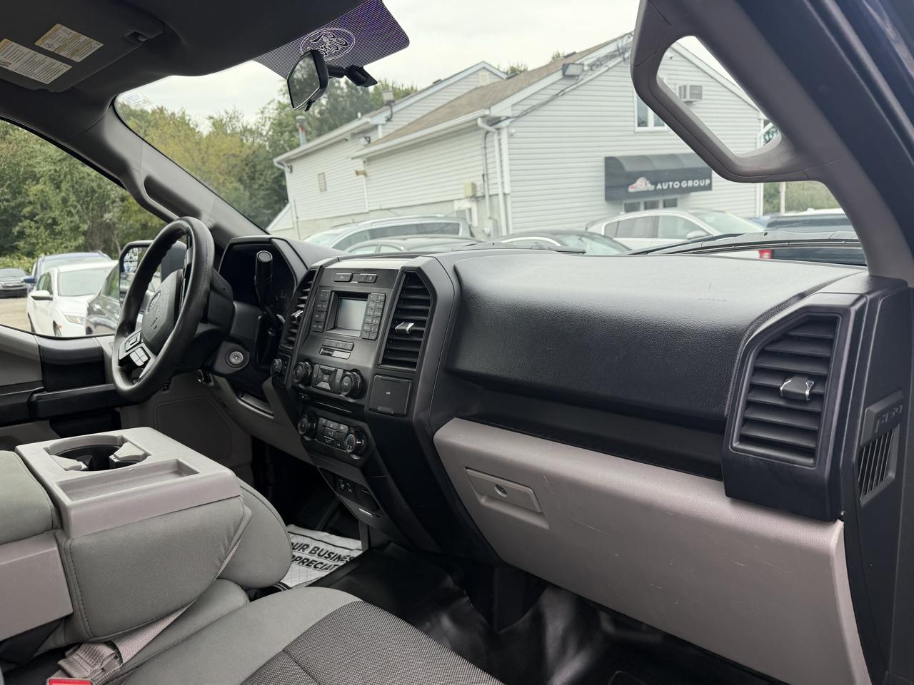 Ford F-150 XL SuperCrew 5.5-ft. Bed 4WD 2015