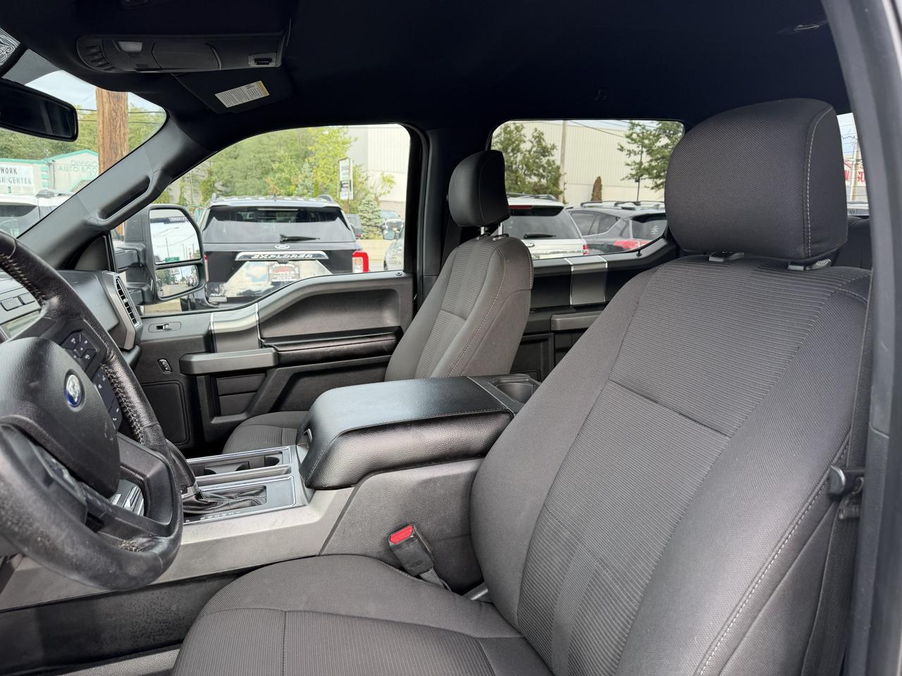 Ford F-150 XLT SuperCrew 5.5-ft. Bed 4WD 2016