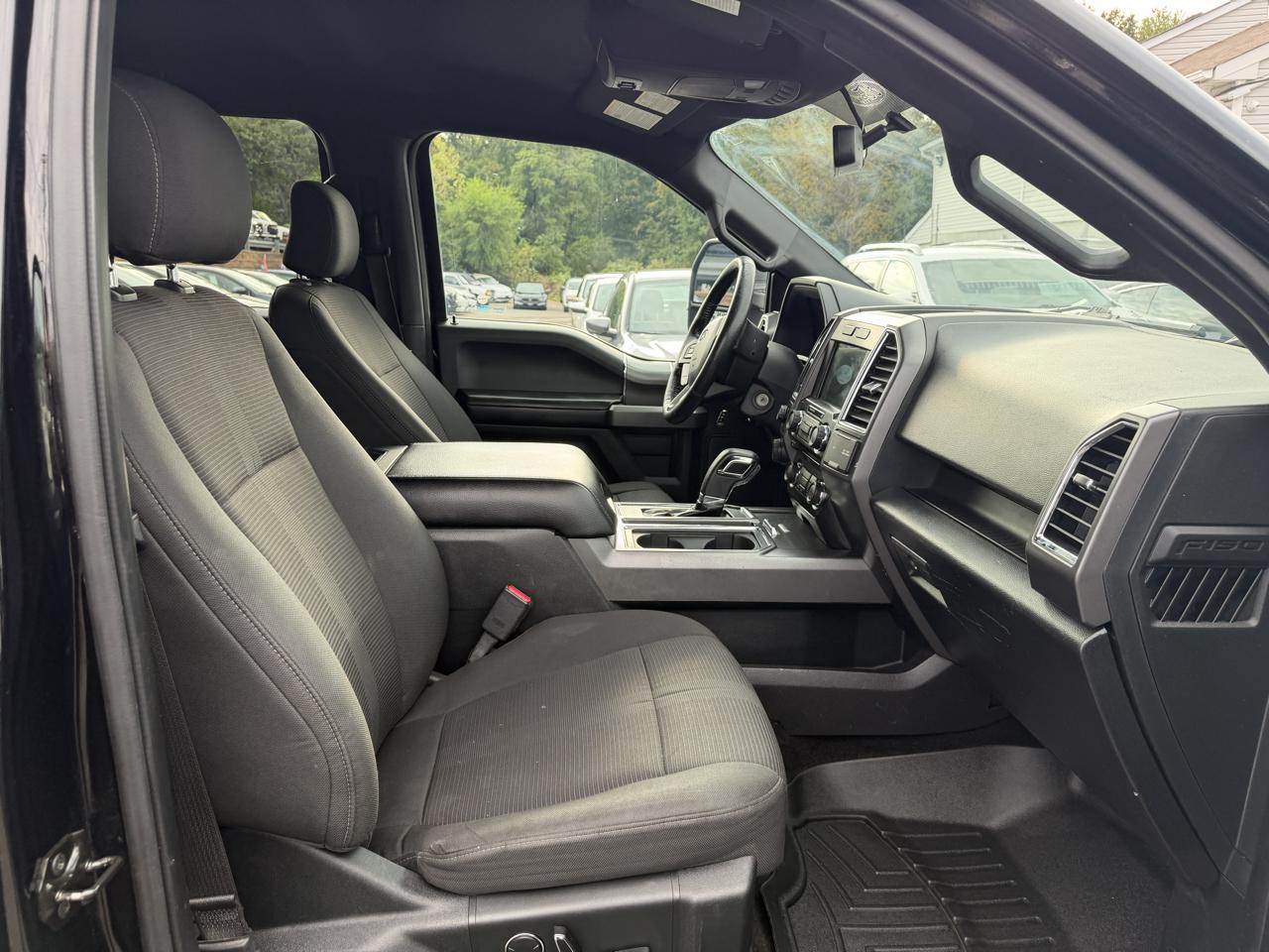Ford F-150 XLT SuperCrew 5.5-ft. Bed 4WD 2016