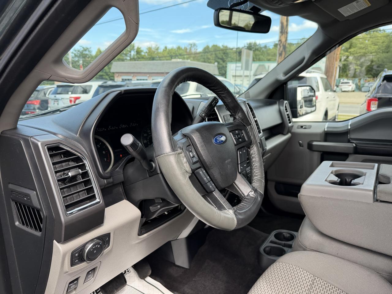 Ford F-150 XLT SuperCab 6.5-ft. Bed 4WD 2015