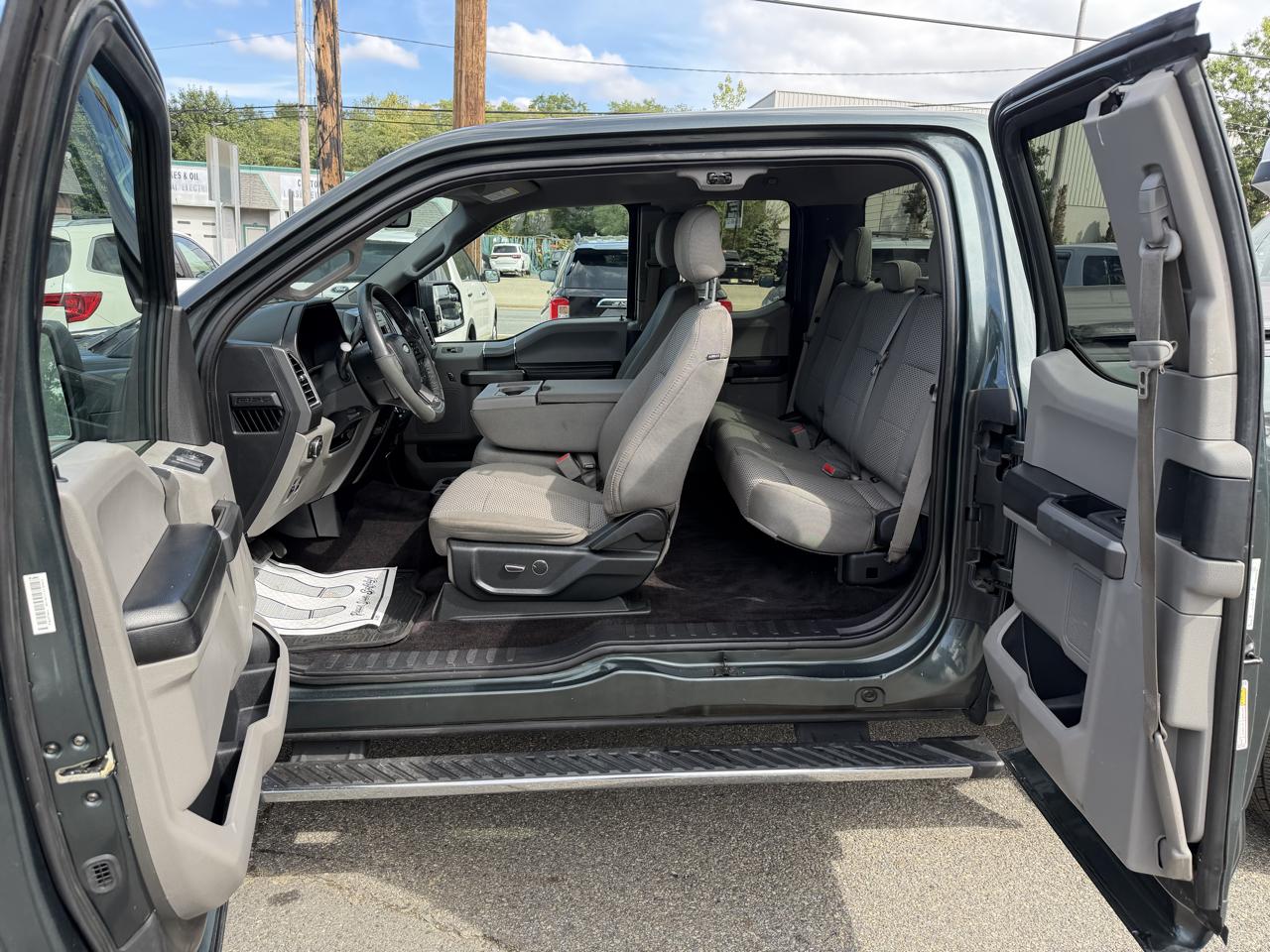 Ford F-150 XLT SuperCab 6.5-ft. Bed 4WD 2015
