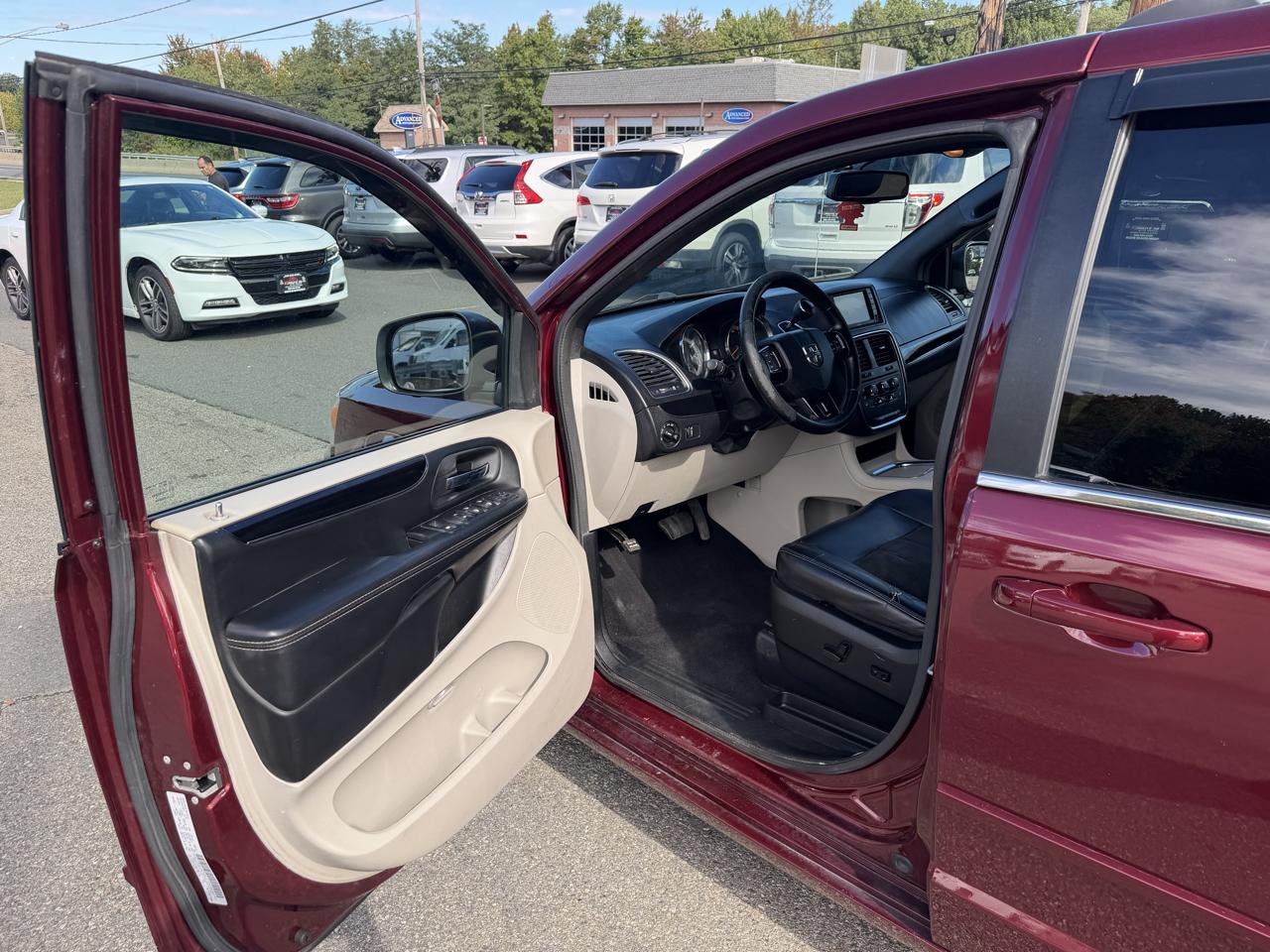 Dodge Grand Caravan SXT 2017