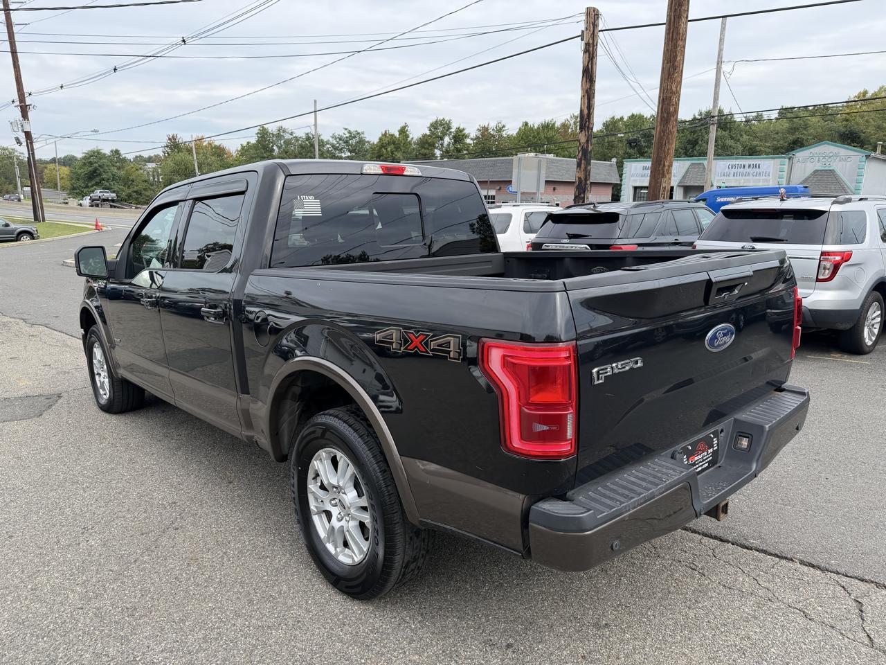 Ford F-150 Lariat SuperCrew 5.5-ft. Bed 4WD 2015