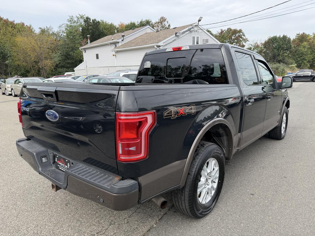 Ford F-150 Lariat SuperCrew 5.5-ft. Bed 4WD 2015