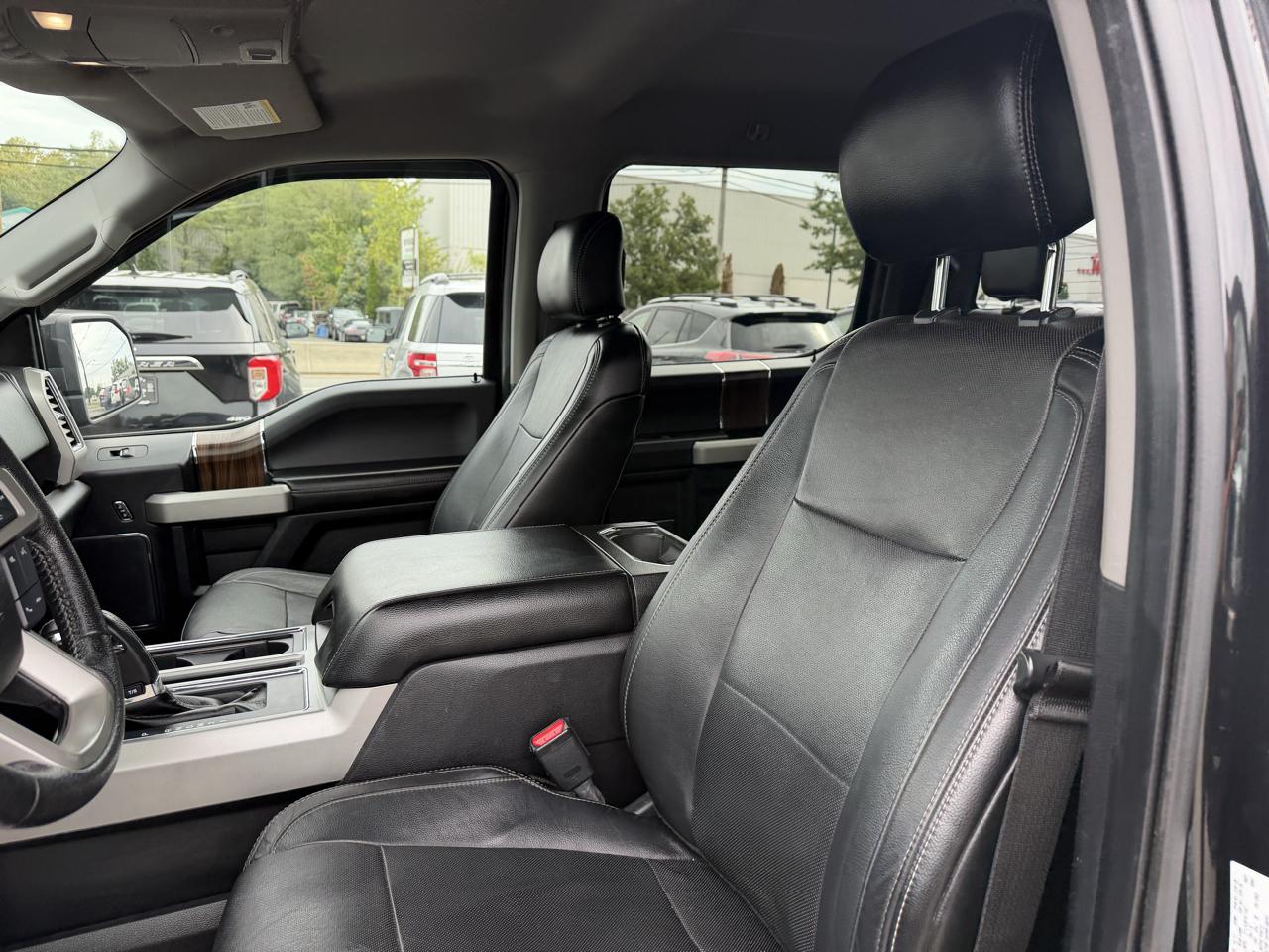 Ford F-150 Lariat SuperCrew 5.5-ft. Bed 4WD 2015