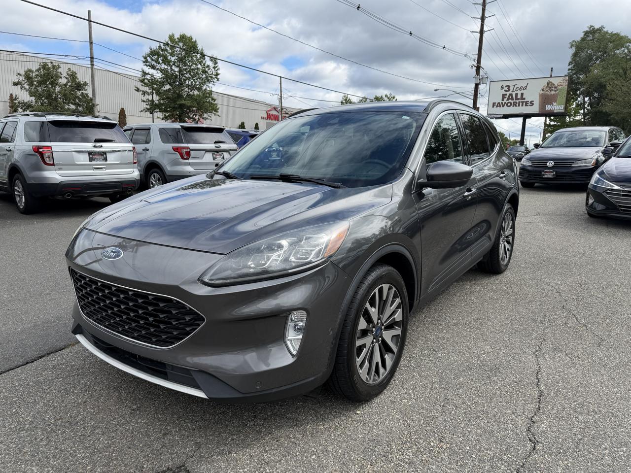 2020 Ford Escape Titanium 4WD