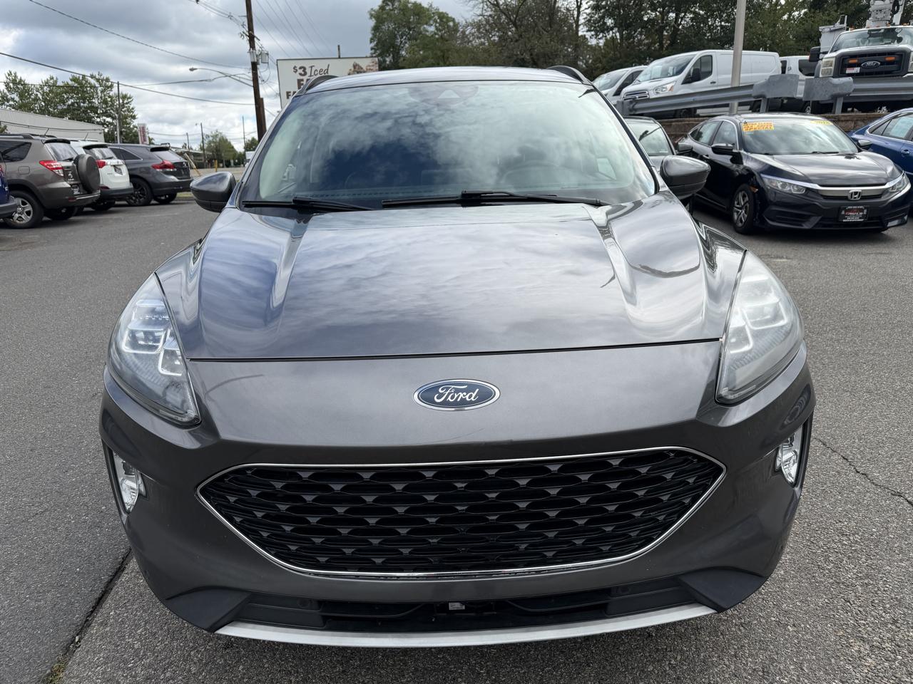 Ford Escape Titanium 4WD 2020