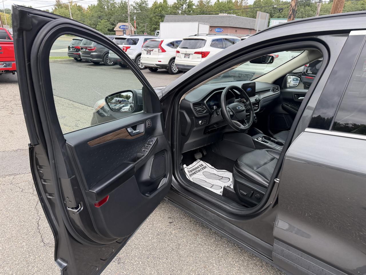 Ford Escape Titanium 4WD 2020