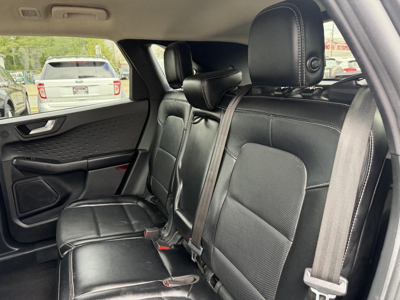 Ford Escape Titanium 4WD 2020