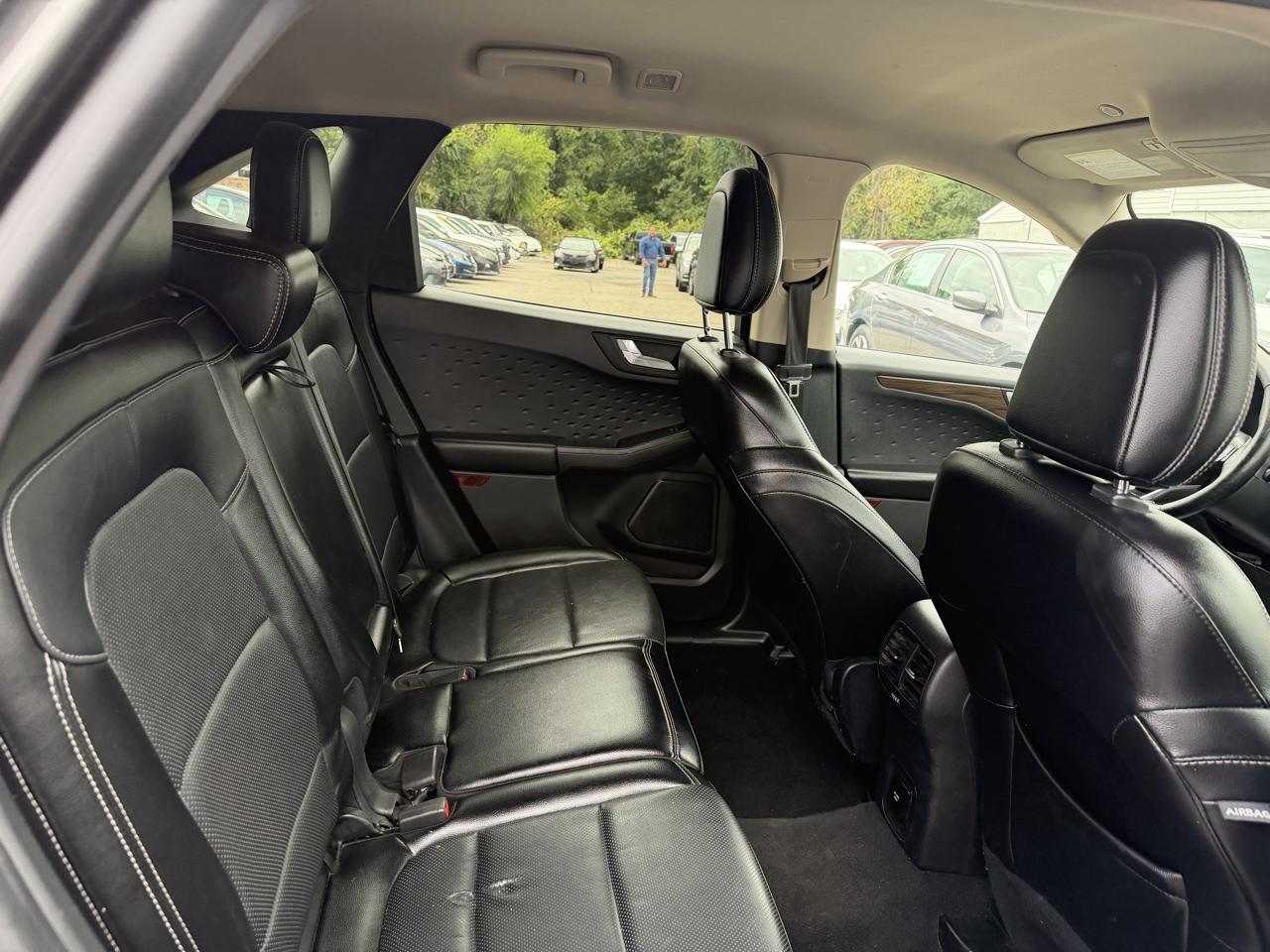 Ford Escape Titanium 4WD 2020