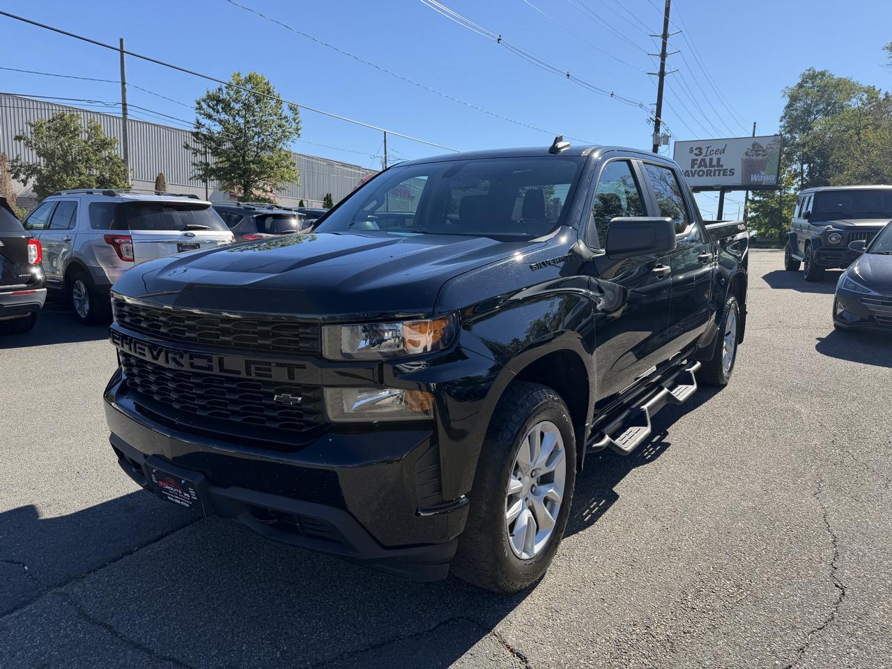 2021 Chevrolet Silverado 1500 Custom Crew Cab Short Box 4WD