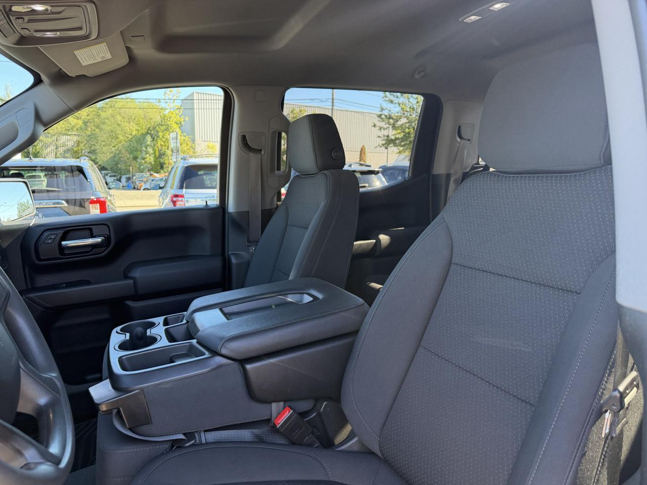 Chevrolet Silverado 1500 Custom Crew Cab Short Box 4WD 2021
