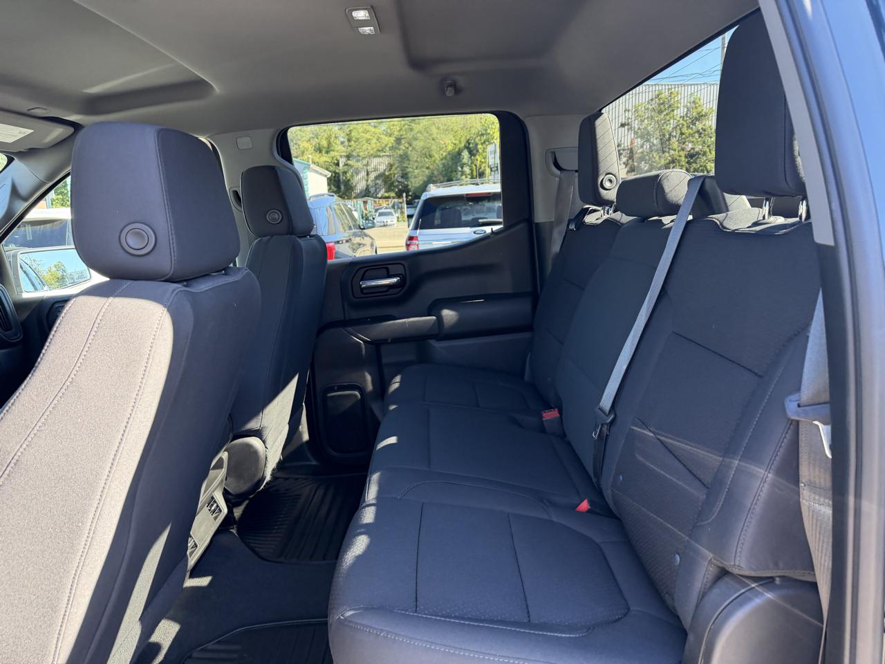 Chevrolet Silverado 1500 Custom Crew Cab Short Box 4WD 2021