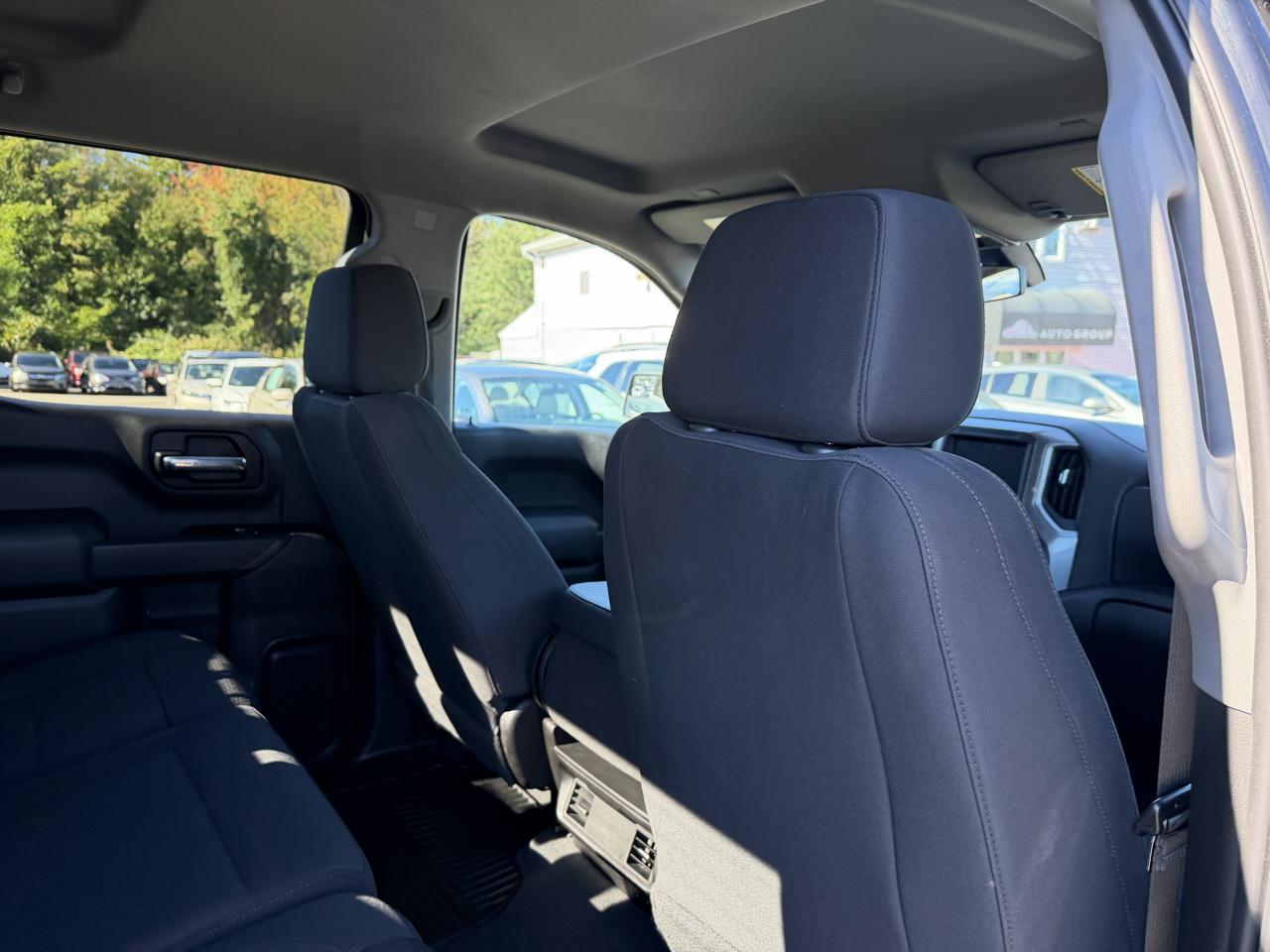 Chevrolet Silverado 1500 Custom Crew Cab Short Box 4WD 2021
