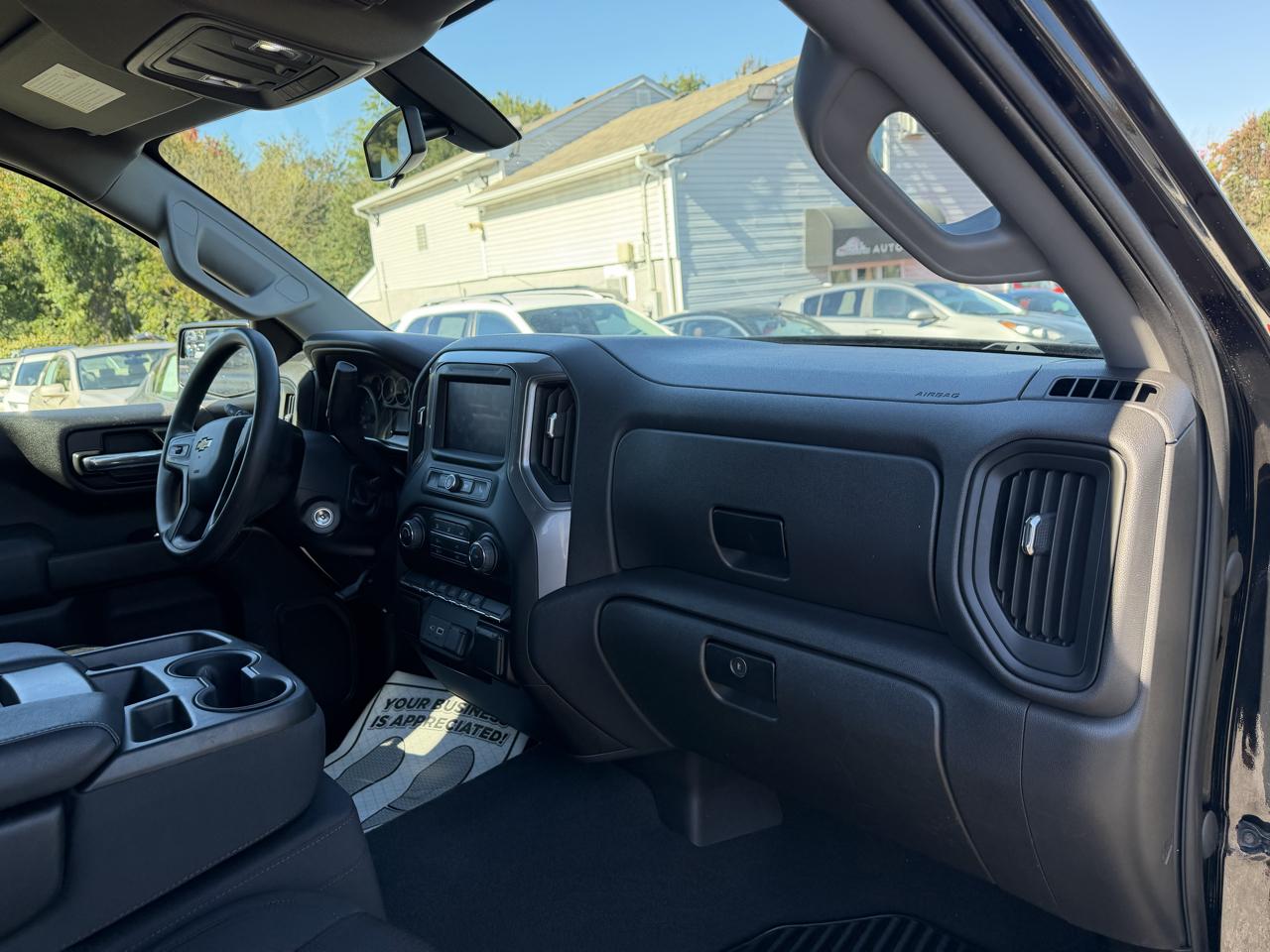 Chevrolet Silverado 1500 Custom Crew Cab Short Box 4WD 2021