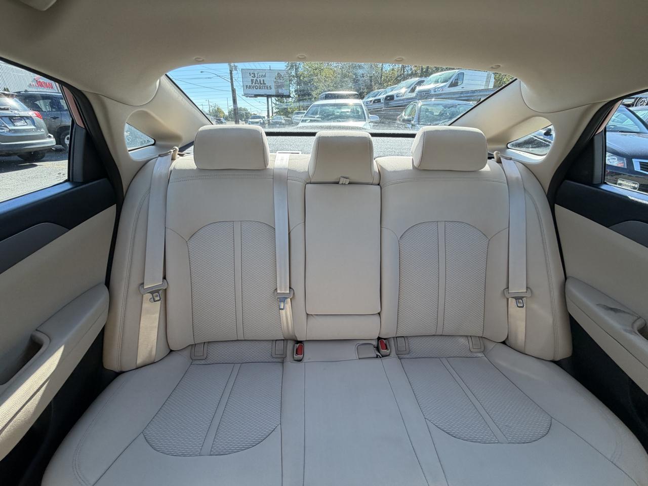 Hyundai Sonata SE 2015