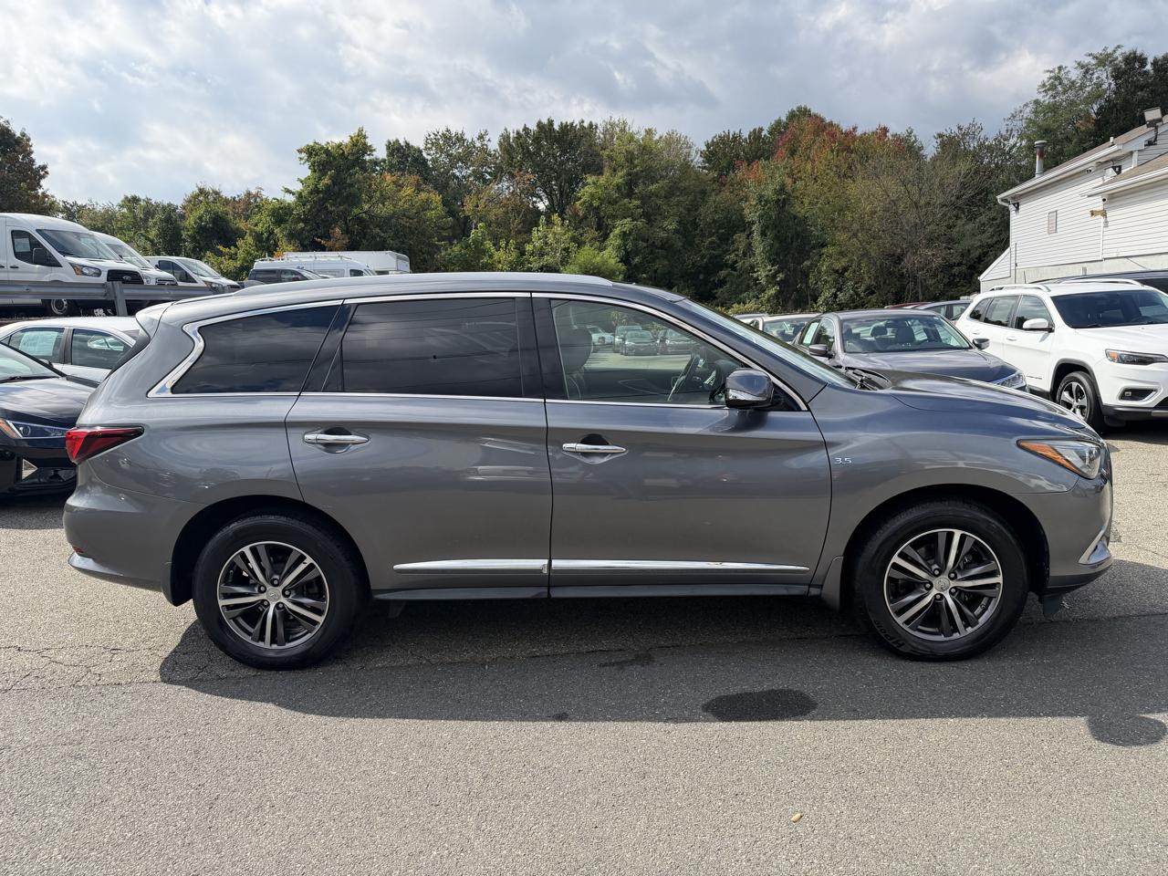 Infiniti QX60 Base AWD 2017