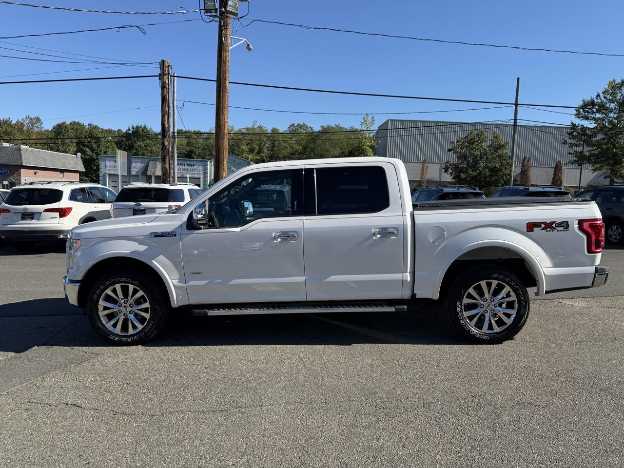 Ford F-150 Lariat SuperCrew 5.5-ft. Bed 4WD 2015