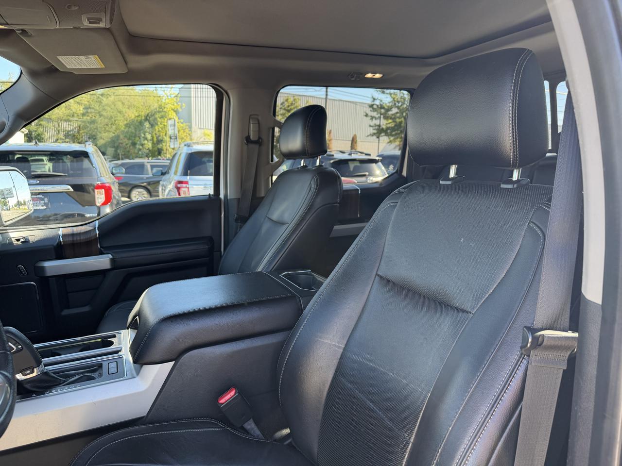 Ford F-150 Lariat SuperCrew 5.5-ft. Bed 4WD 2015