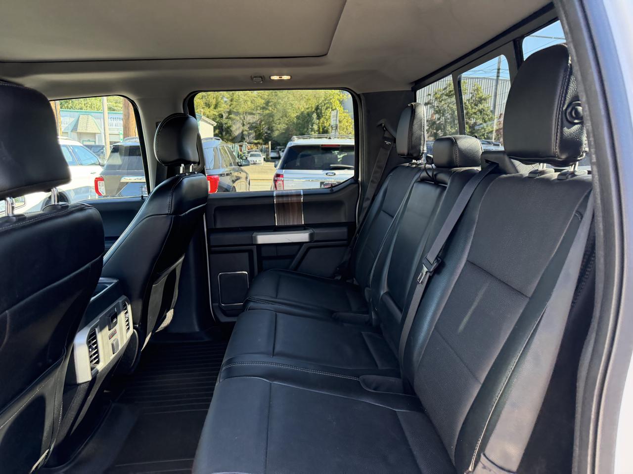 Ford F-150 Lariat SuperCrew 5.5-ft. Bed 4WD 2015